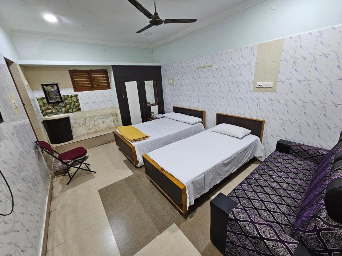 Arunachala Guest House Vriddhachalam Esterno foto